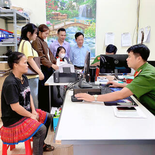 <a href="/khoa-hoc-cong-nghe" title="KHOA HỌC CÔNG NGHỆ" rel="dofollow">KHOA HỌC CÔNG NGHỆ</a>