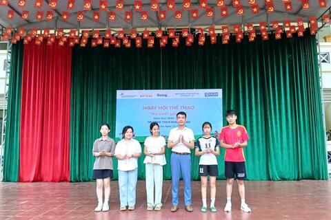 SÔI NỔI NGÀY HỘI THỂ THAO “NỤ CƯỜI GẮN KẾT” NĂM HỌC 2025 – 2026 TẠI TRƯỜNG THCS KHỔNG LÀO