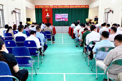 XÃ KHỔNG LÀO THAM DỰ HỘI NGHỊ NGHIÊN CỨU, HỌC TẬP, QUÁN TRIỆT, TUYÊN TRUYỀN, TRIỂN KHAI THỰC HIỆN NGHỊ QUYẾT HỘI NGHỊ LẦN THỨ BA BAN CHẤP HÀNH TRUNG ƯƠNG ĐẢNG KHÓA XIV